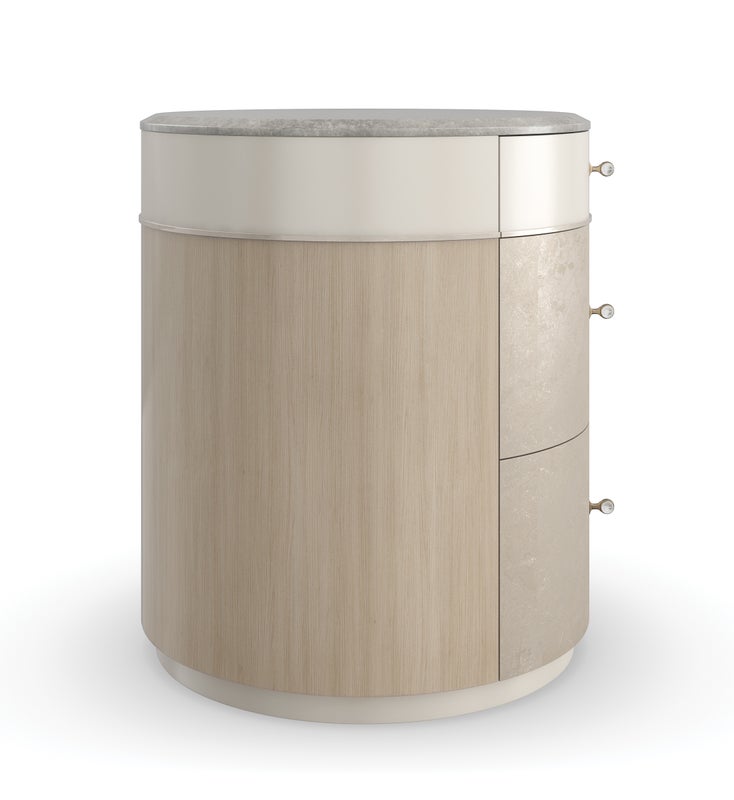Caracole Classic - Hang Round