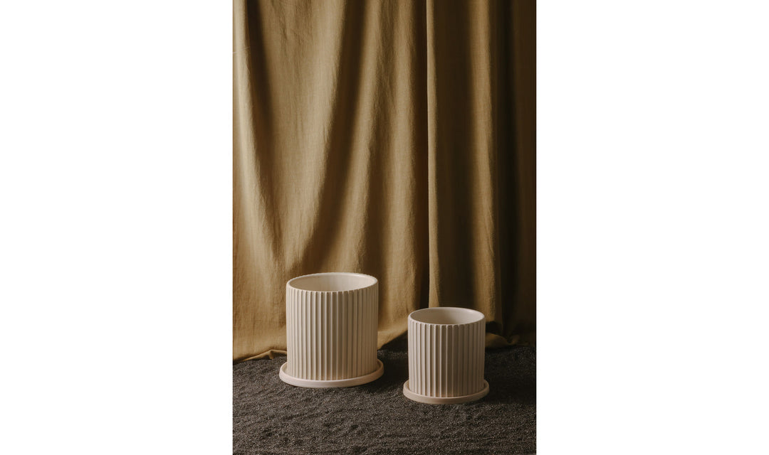 Kuhi Planter Small Light Beige