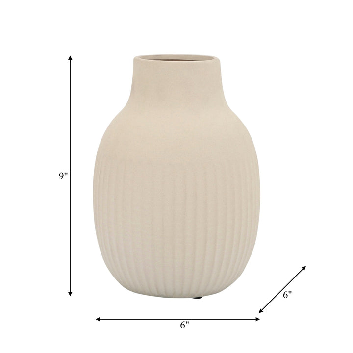 CER, 9"H RIDGED BULBOUS VASE, IVORY