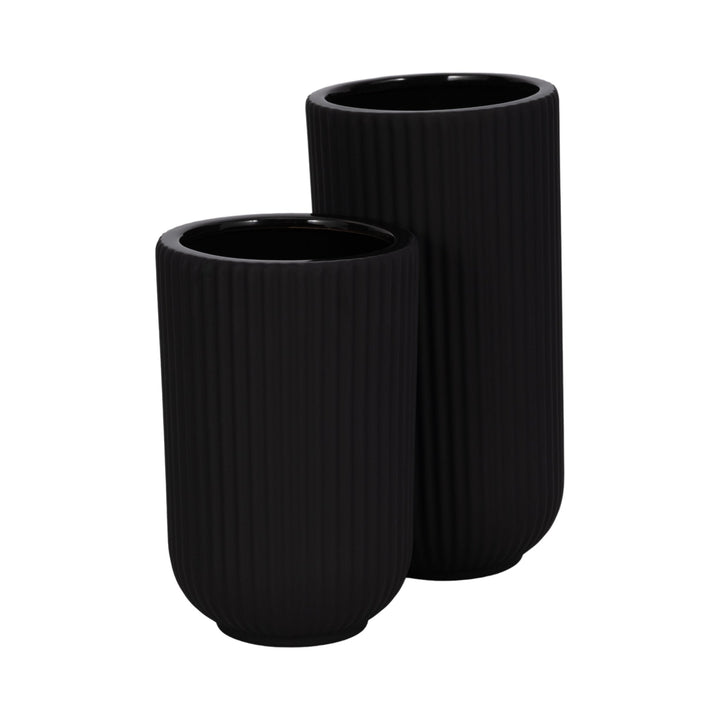CER, 9"H RIDGED VASE, BLACK