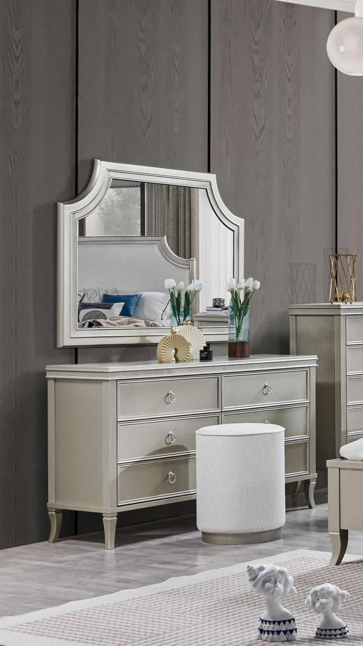 CLAREMONT WOODS DRESSER