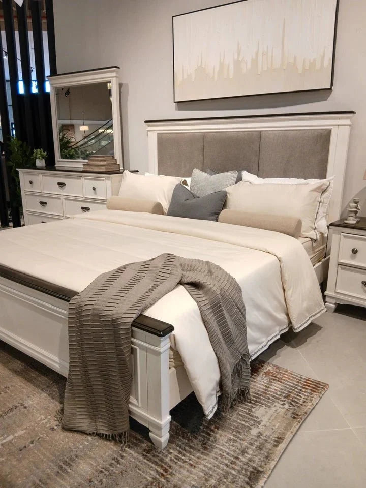 Driftwood Dream Suite King  Bed