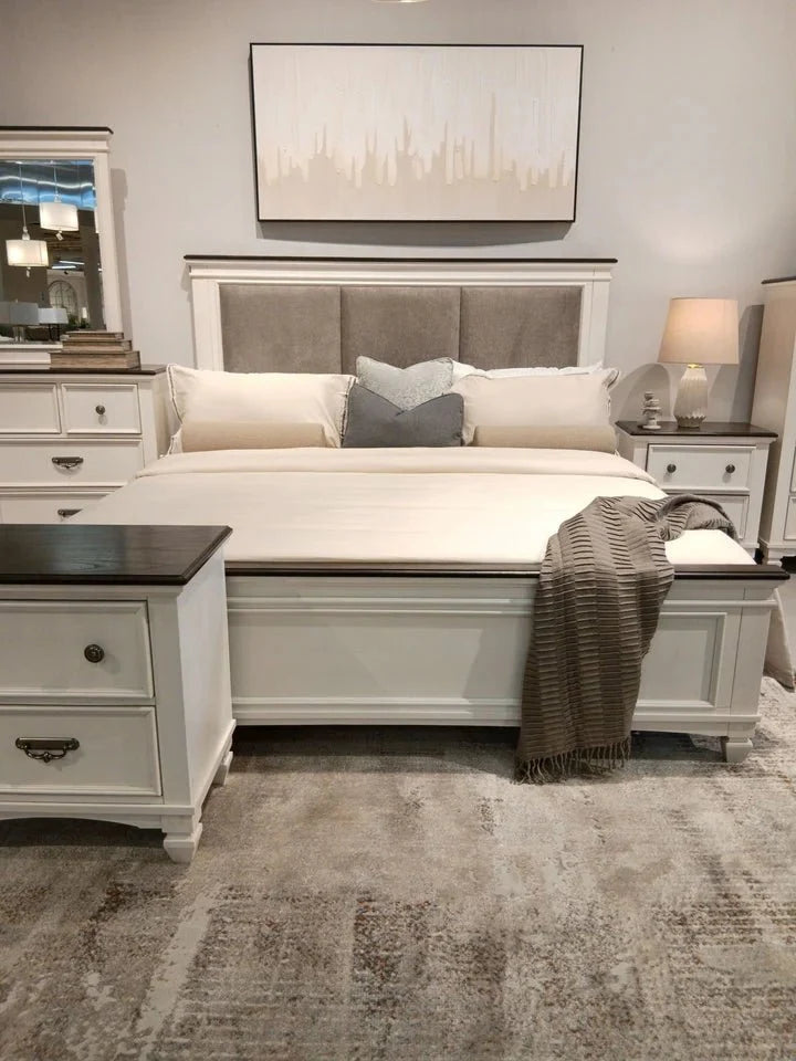 Driftwood Dream Suite King  Bed