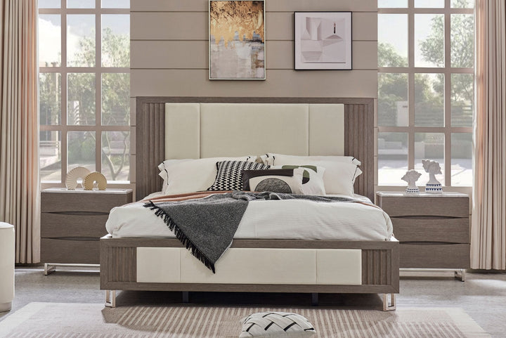 EBONY NIGHTSTAND