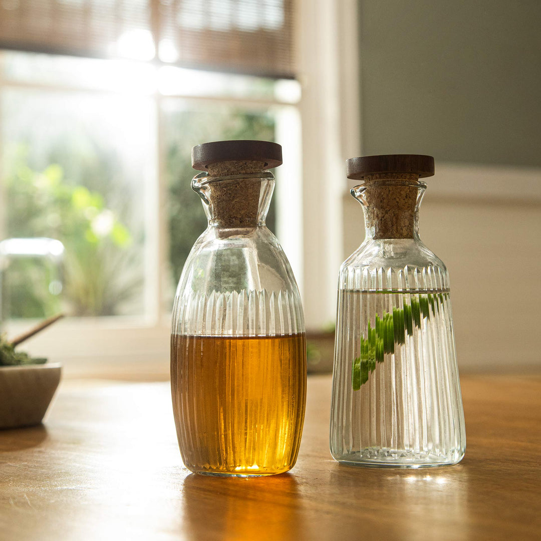Eva oil & vinegar glass bottle