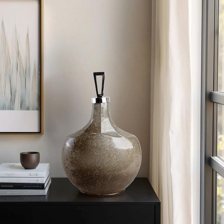 Gabruelle Bottle With Topper
