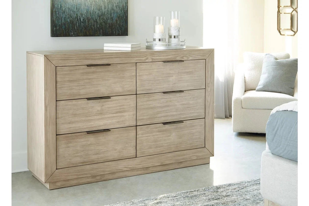 Hennington King Bedroom Set with SM1660CK Mattress Offer