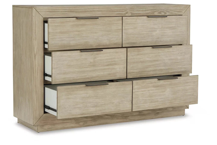 Hennington King Bedroom Set with SM1660CK Mattress Offer