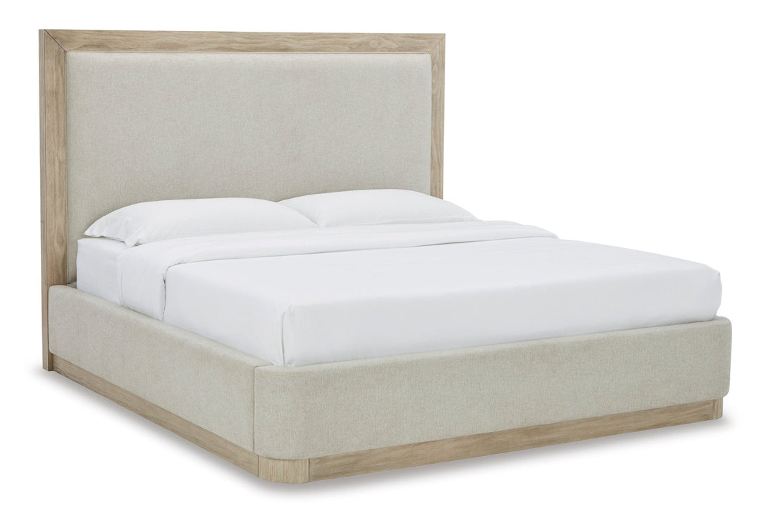 Hennington King Bedroom Set with SM1660CK Mattress Offer