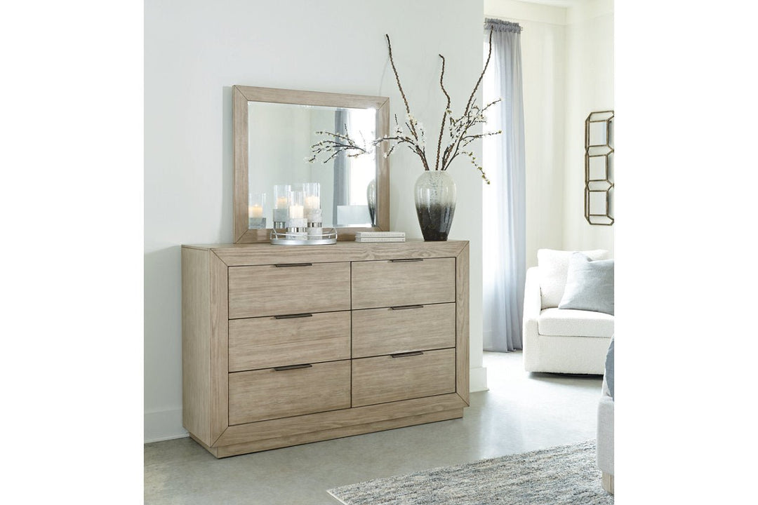 Hennington King Bedroom Set with SM1660CK Mattress Offer