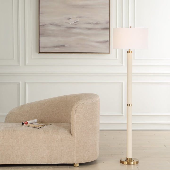 Jeweled Point Table Lamp