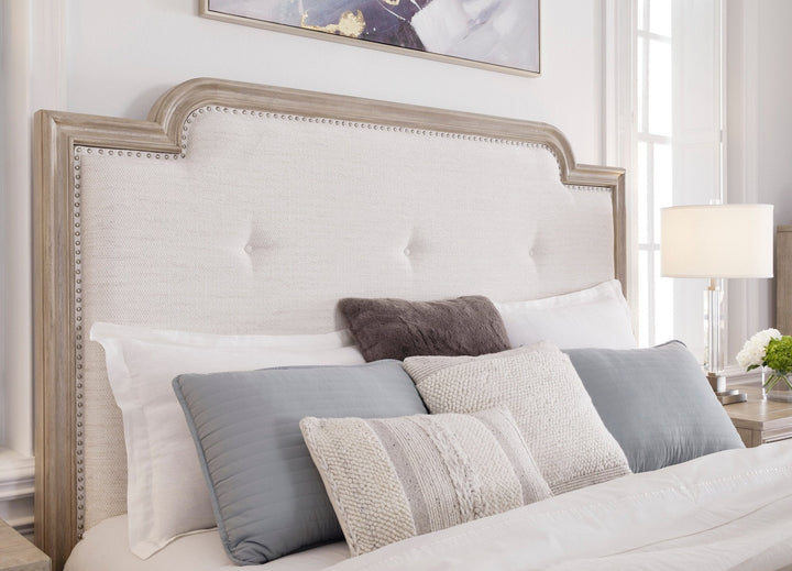 Jorlaina King Bedroom Set with SM1660CK Mattress Offer