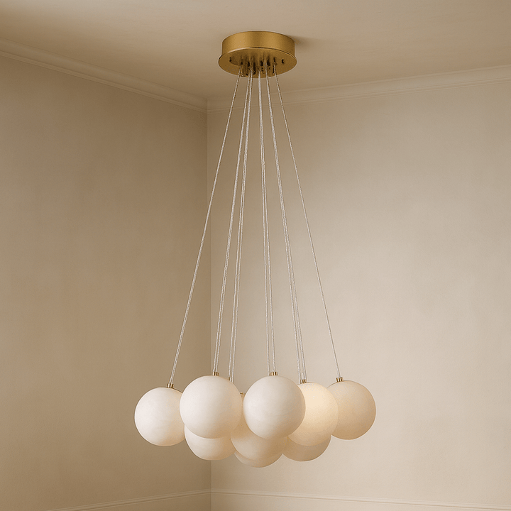 Loly, Chandelier
