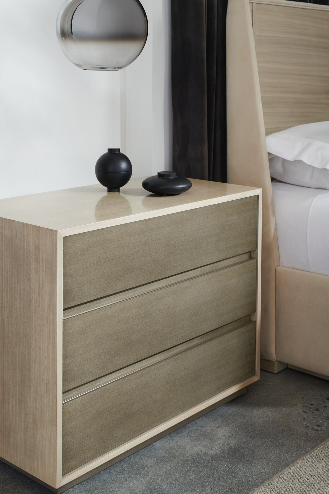 LA MODA - Da Vita Large Nightstand