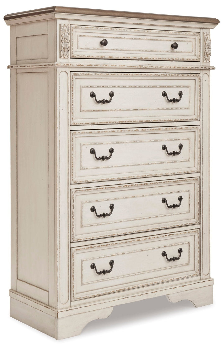Realyn Bedroom King Sleigh Set with Chest Offer