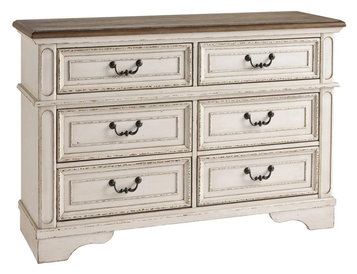 Realyn Bedroom King Set with Chest Offer