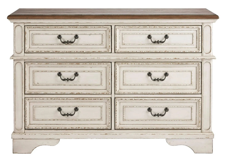 Realyn Bedroom King Set with Chest Offer