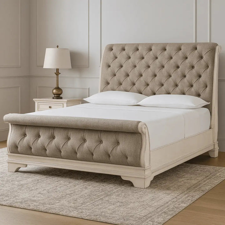 Realyn Bedroom King Sleigh Set with Chest Offer