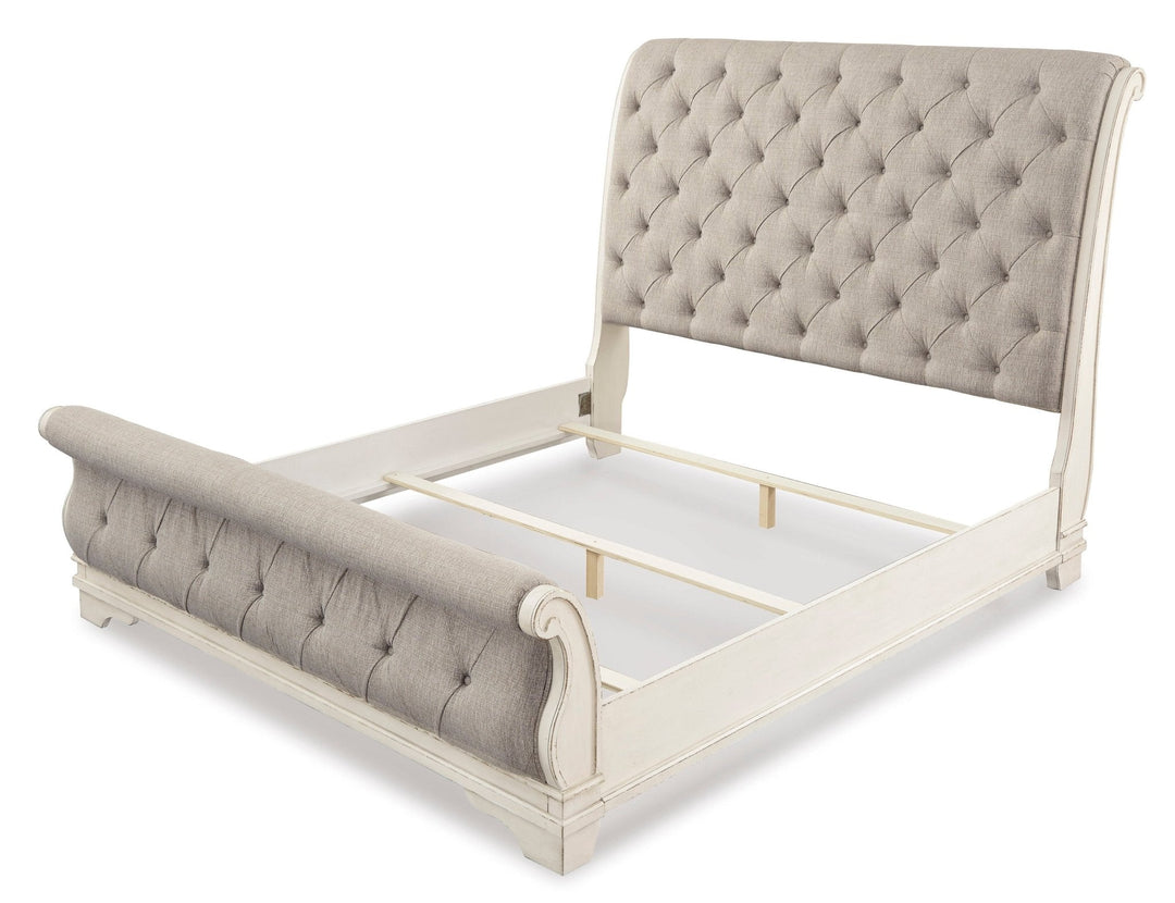 Realyn Bedroom King Sleigh Set with Chest Offer