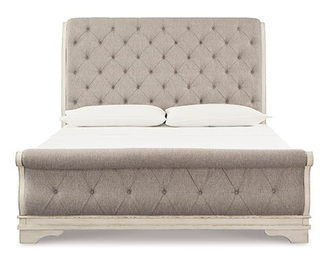 Realyn Bedroom King Sleigh Set with Chest Offer