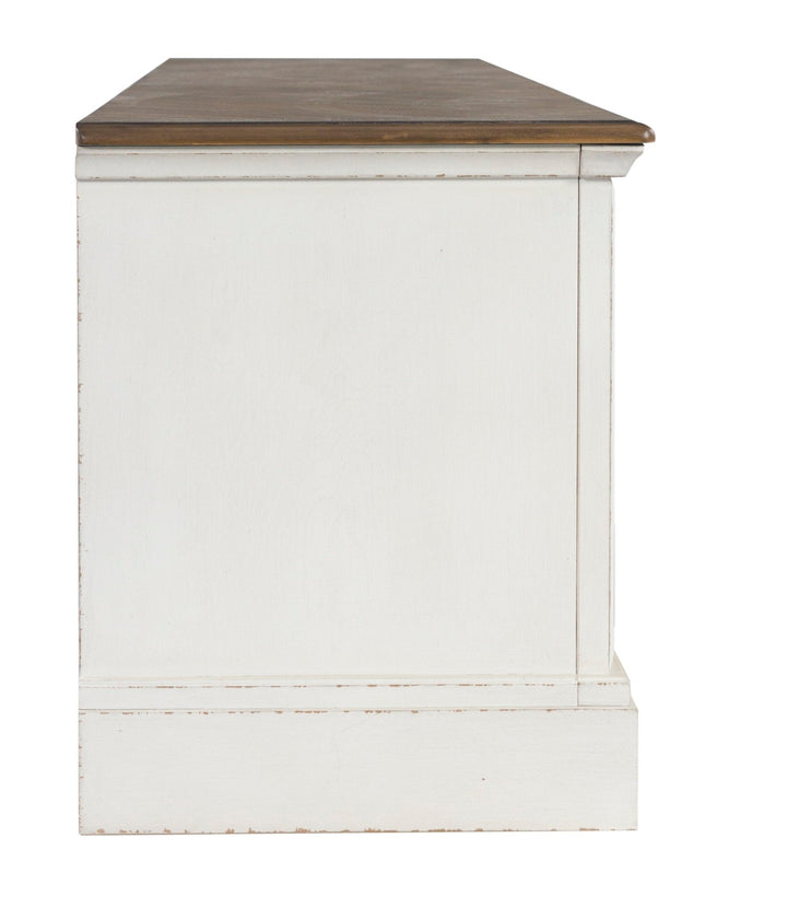 Realyn Oval Table Set With TV Stand