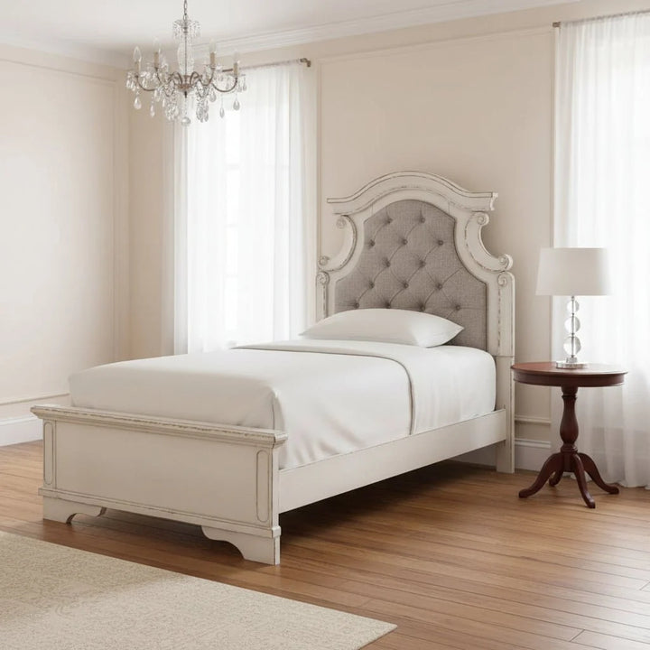 Realyn Twin Bed