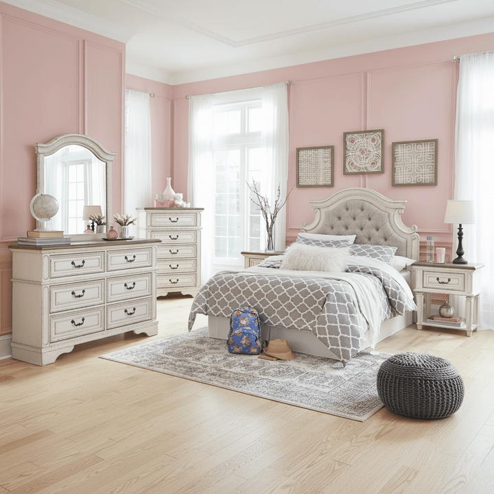 Realyn Full Bedroom Set