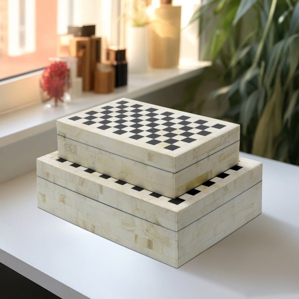 RESIN S/2 CHECKERED BOXES, BLACK/WHITE