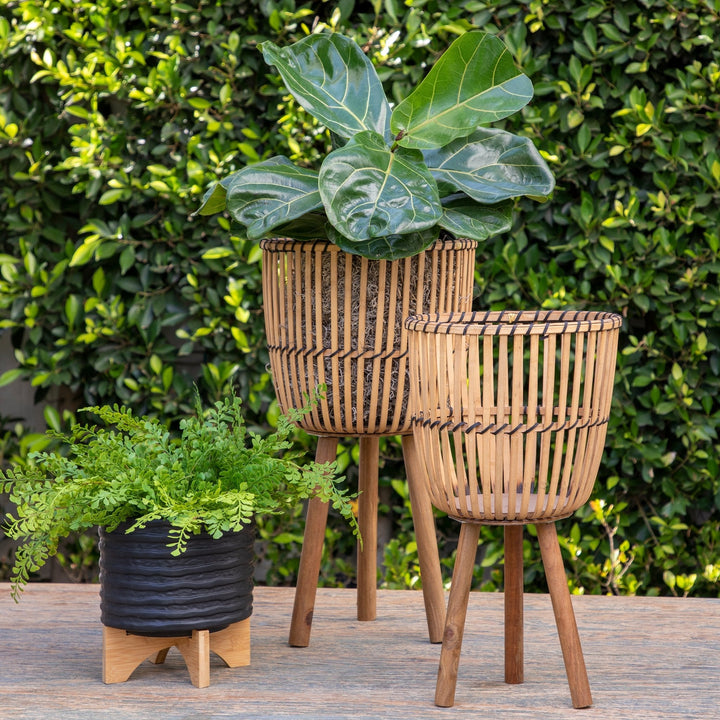 S/2 WICKER FOOTED PLANTERS 10/12", NATURAL