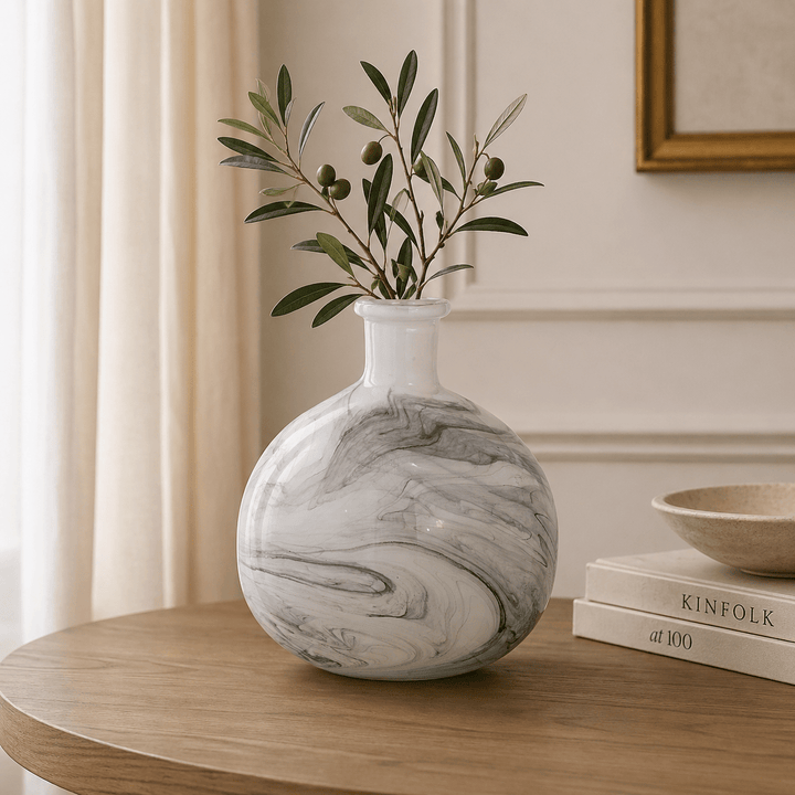 Svirla Vase - Black-and-White Swirl