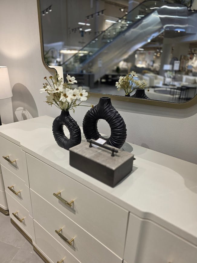 Timeless Tranquility White Dresser Table