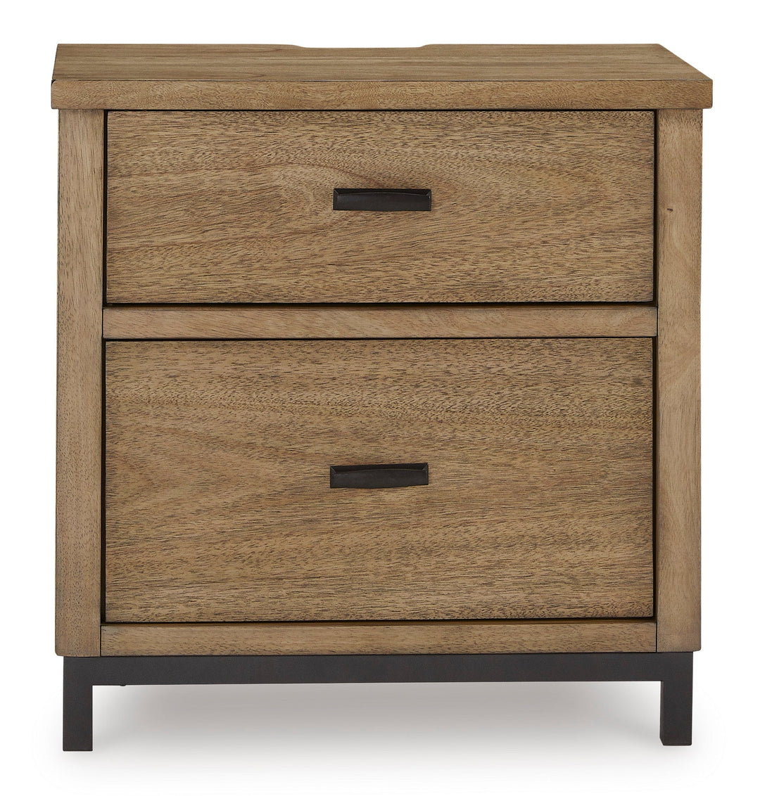 Tomtyn King Upholstered Bedroom
