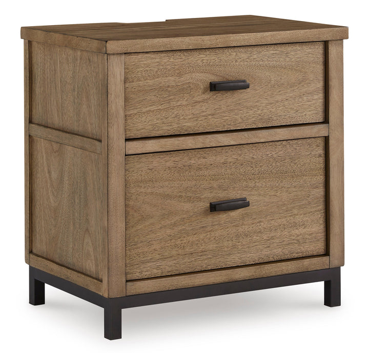 Tomtyn King Upholstered Bedroom