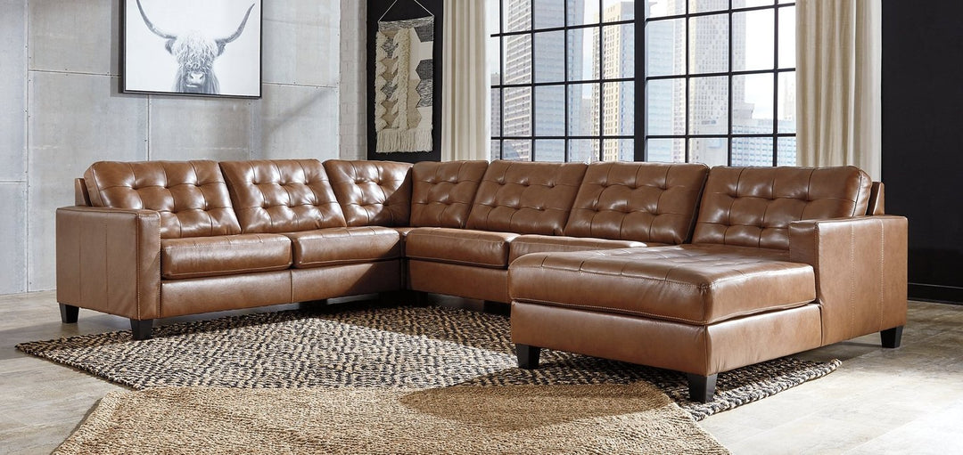 4-Piece Sectional with Chaise and Tufting (4802633367648)