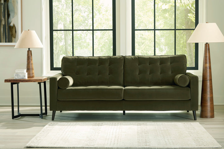 Reveon Lakes Sofa