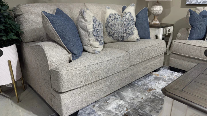 Katisha Loveseat