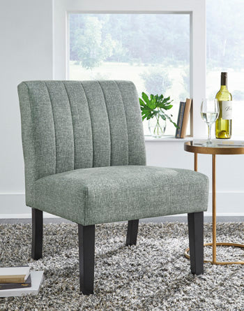 Hughleigh Accent Chair