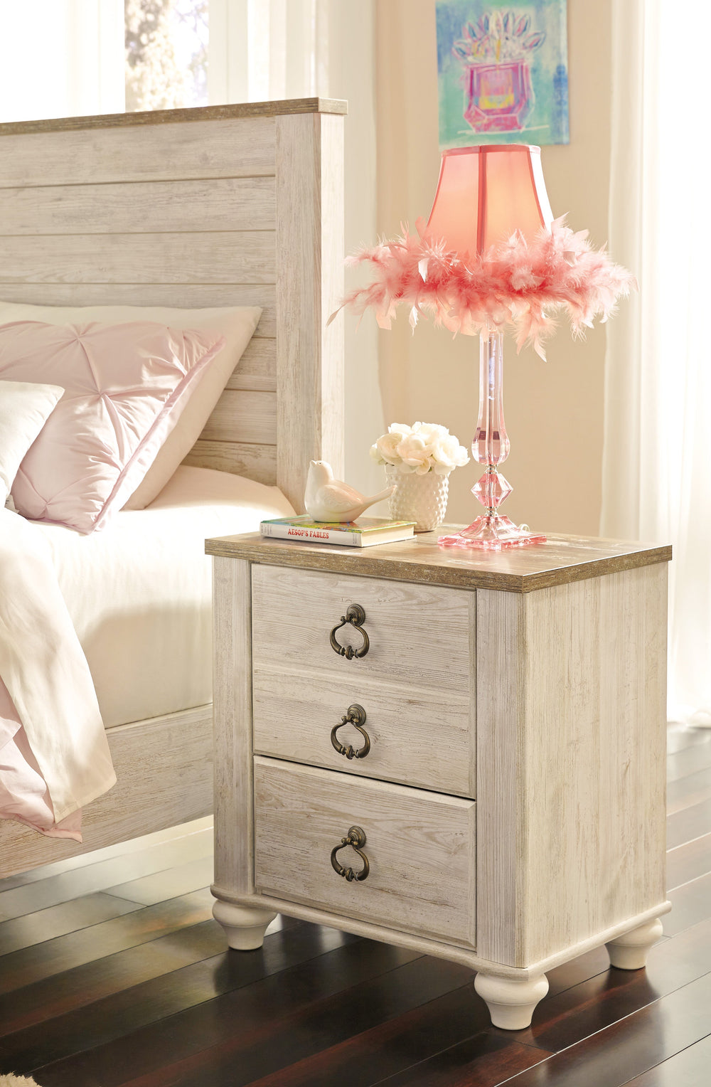 Willowton Nightstand (353799995420)