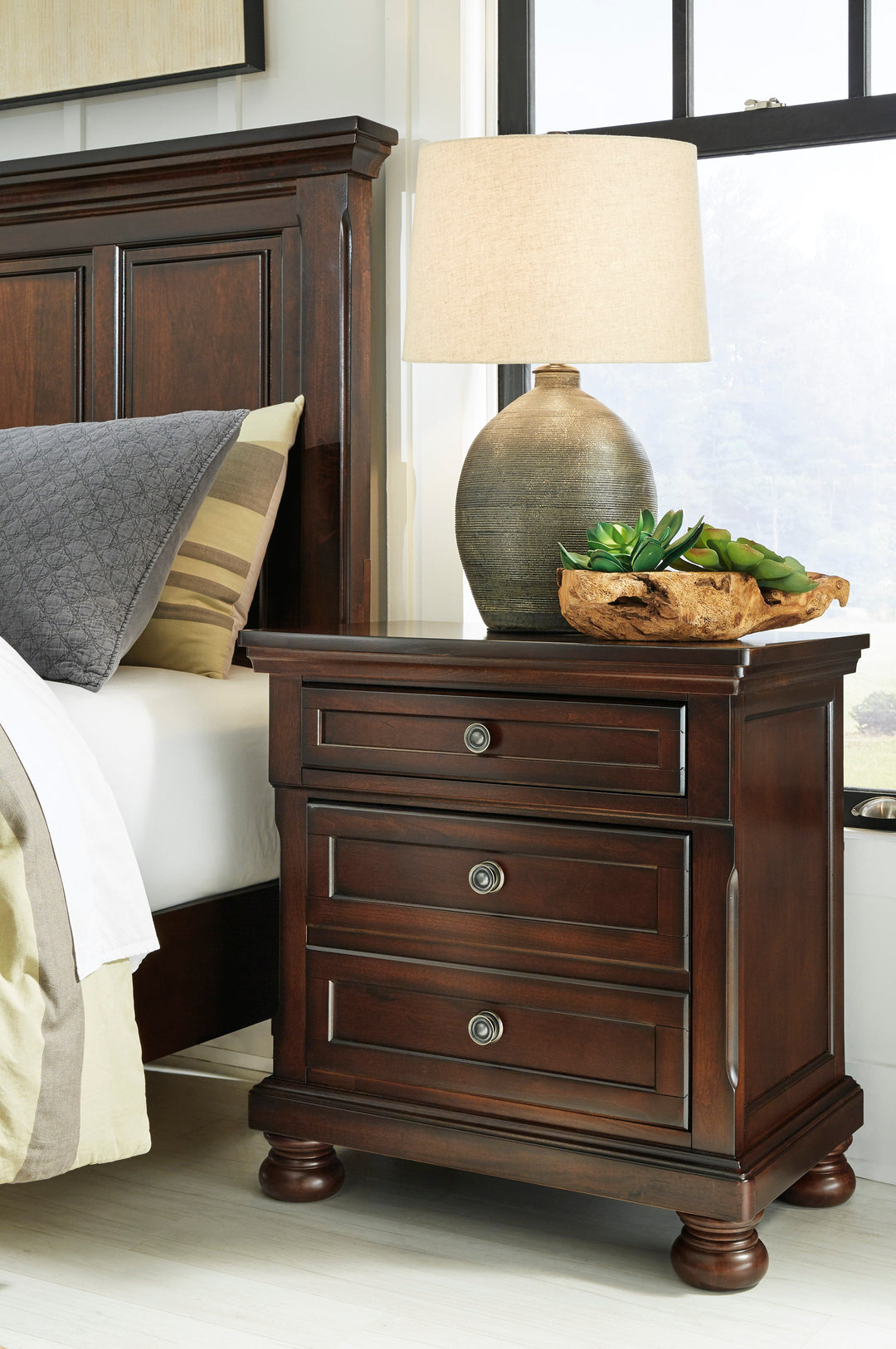 Porter Nightstand (1877247197280)