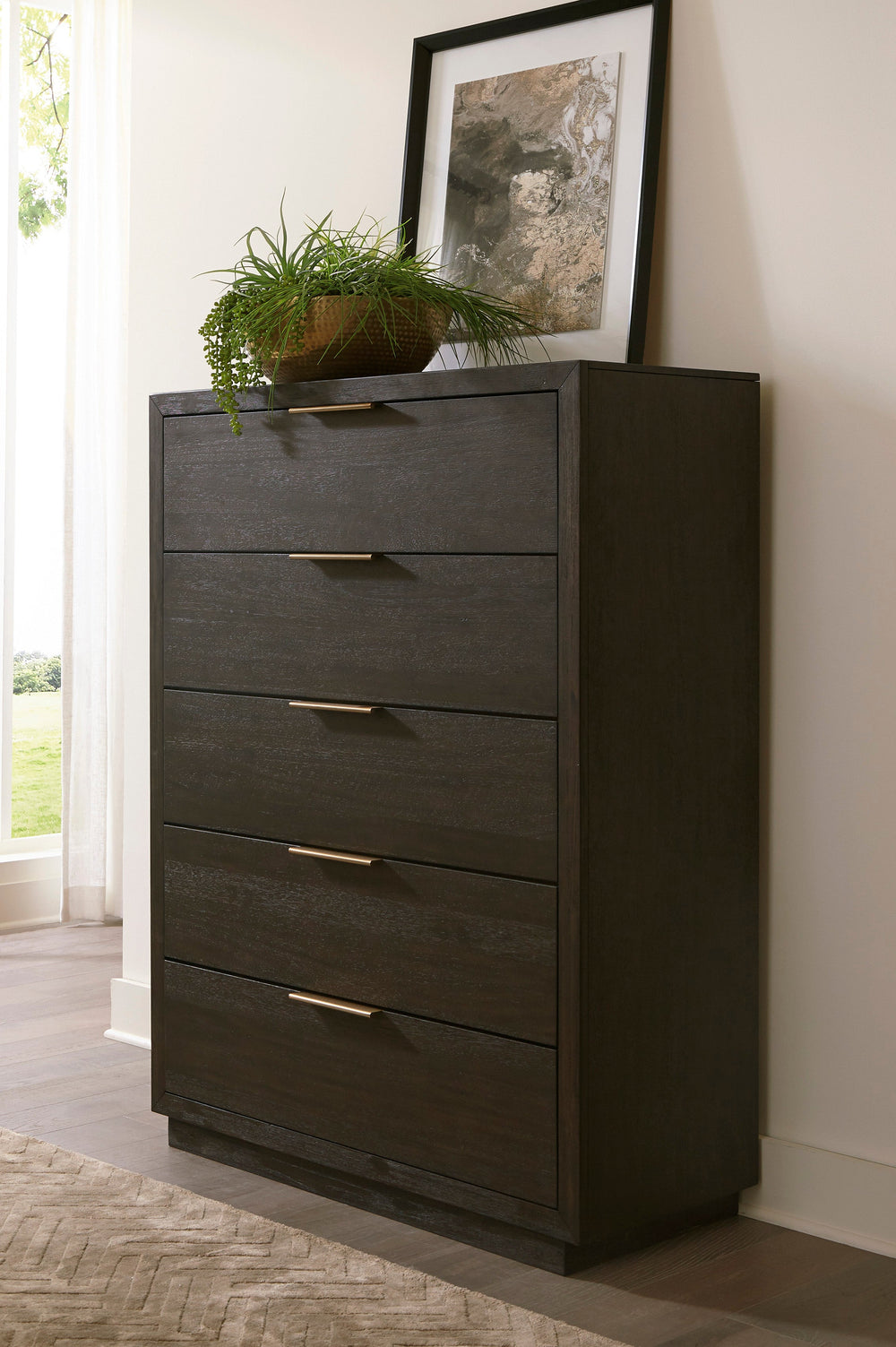 Bruxworth Chest of Drawers (6626262712416)