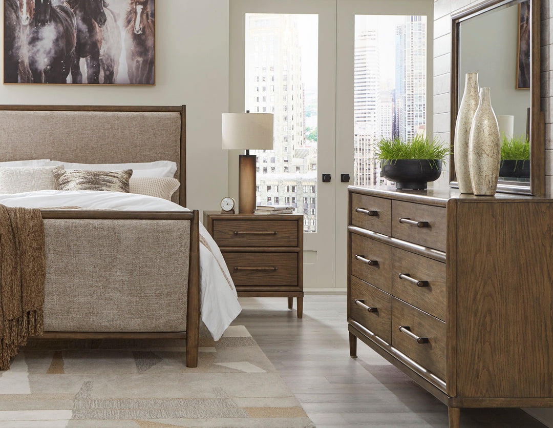 Roanhowe Queen Bed