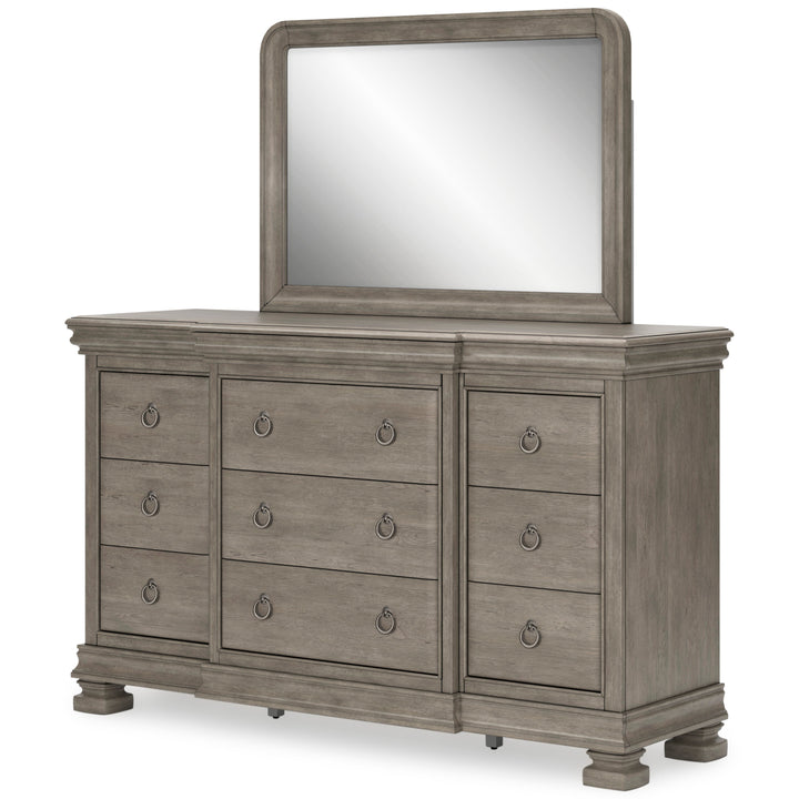 Lexorne King Bedroom Set With Chest