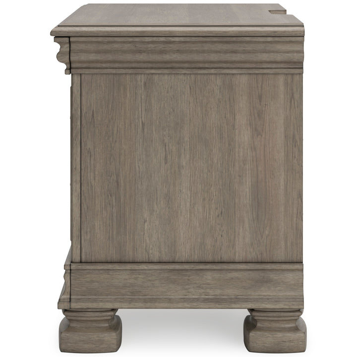 Lexorne Nightstand