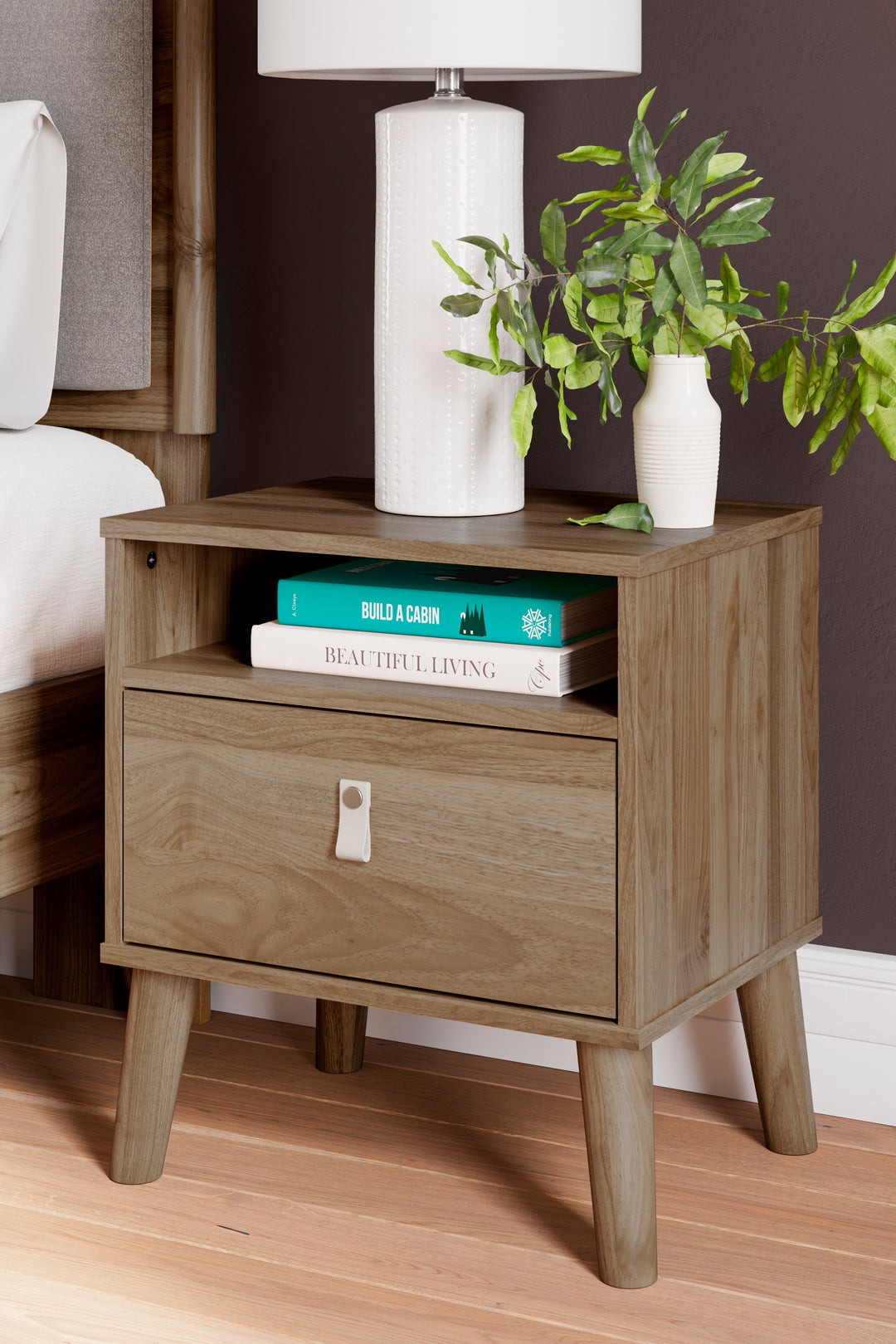 Aprilyn Nightstand (6646733176928)