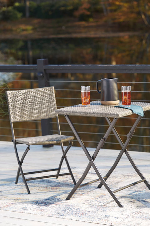 River Abbey Outdoor Table and Chairs (Set of 3) (6588883009632)