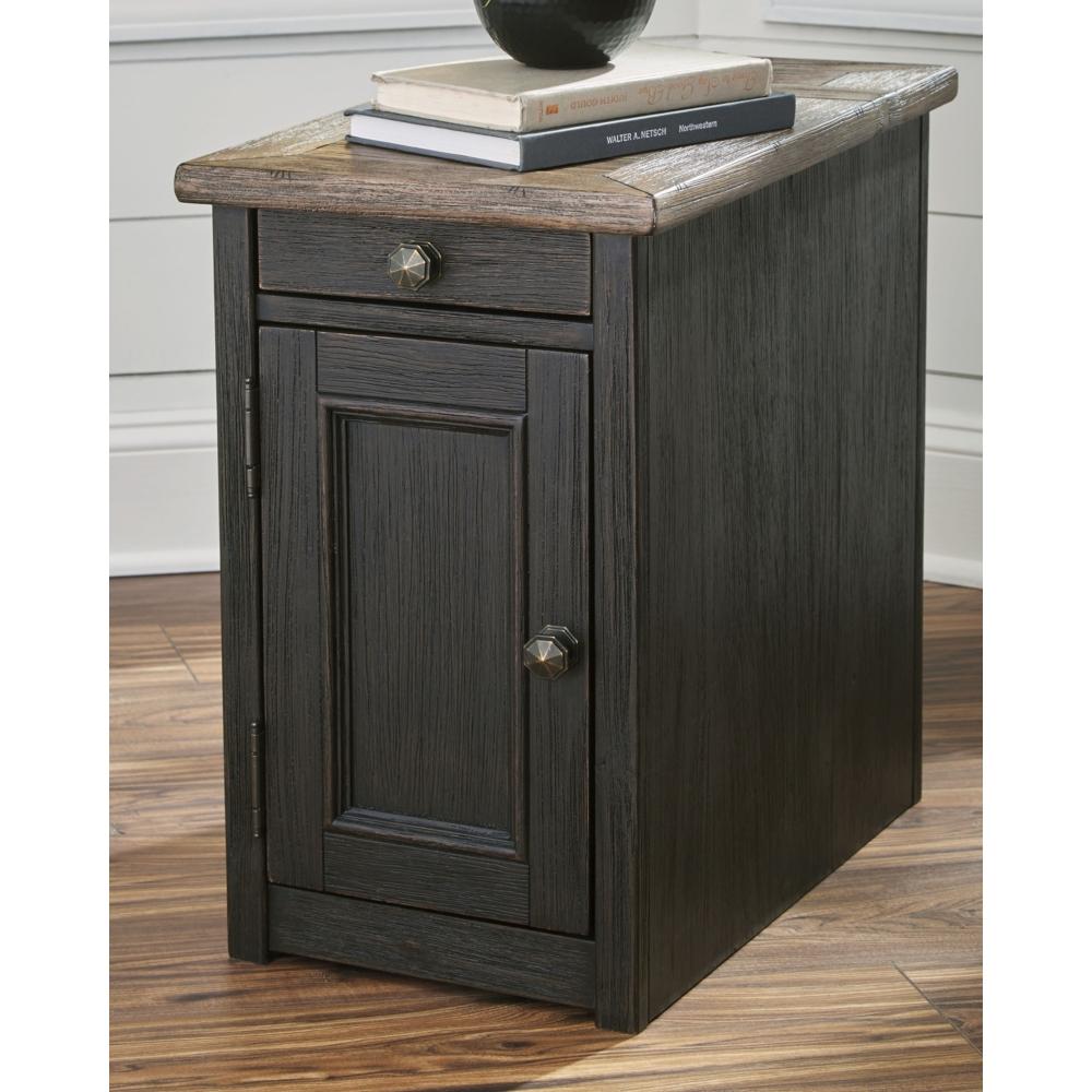 Tyler Creek Chair Side End Table - Al Rugaib Furniture (4501965668448)