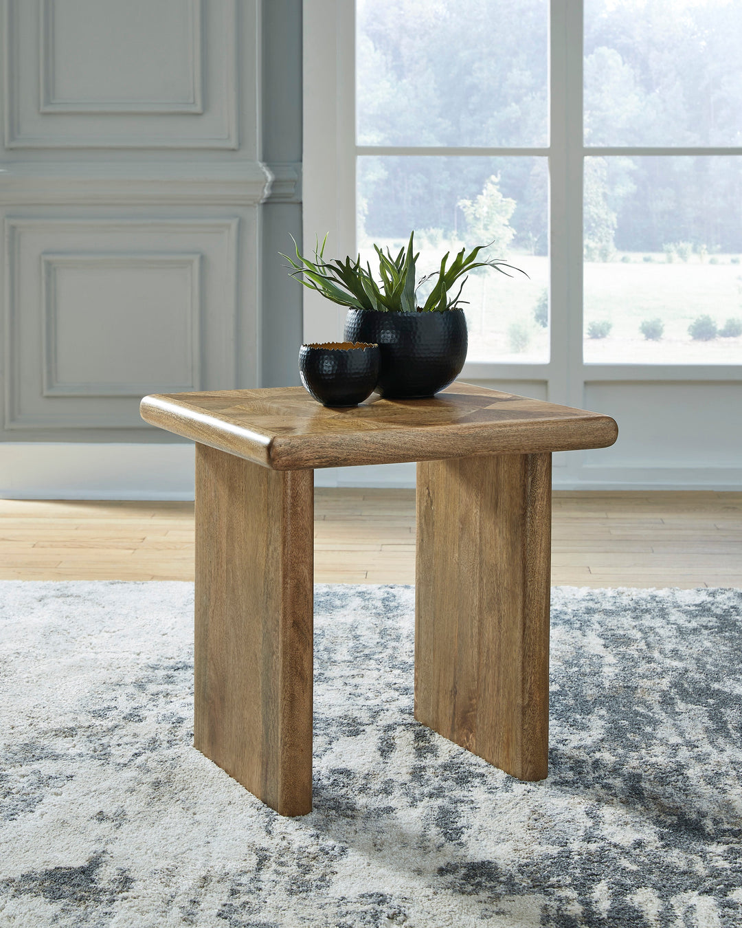 Lawland End Table (6645106147424)