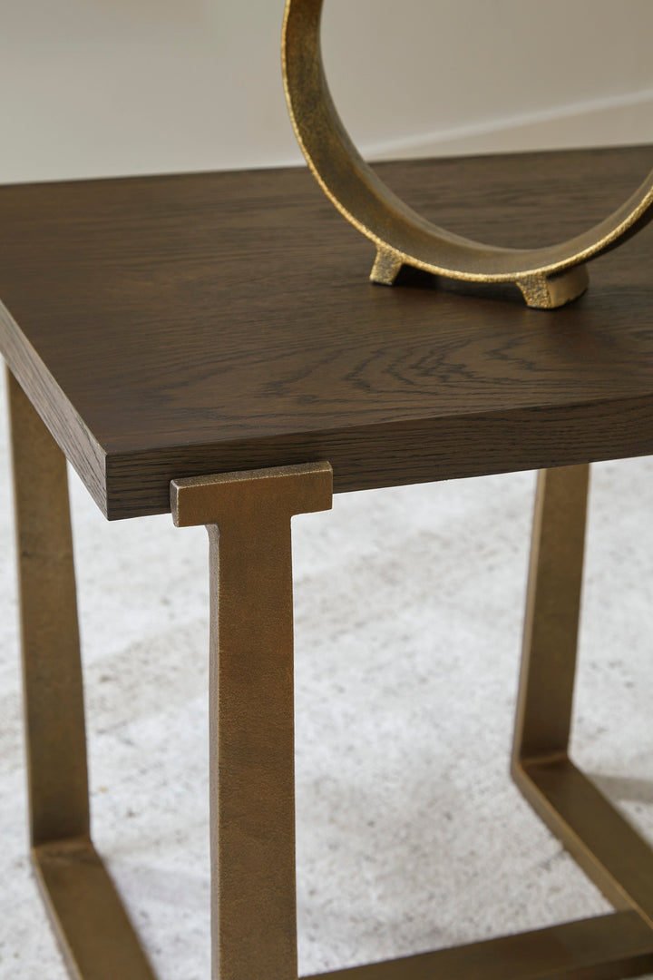 Balintmore End Table (6611186647136)