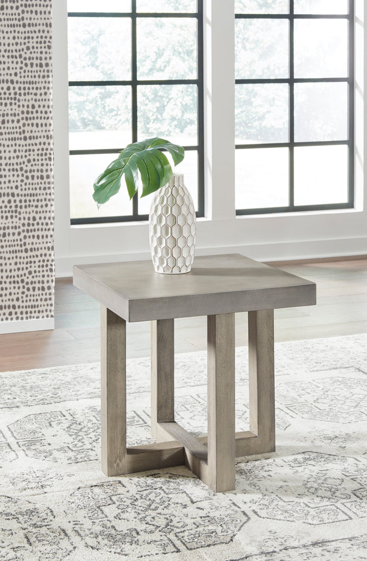 Lockthorne End Table (6611186843744)