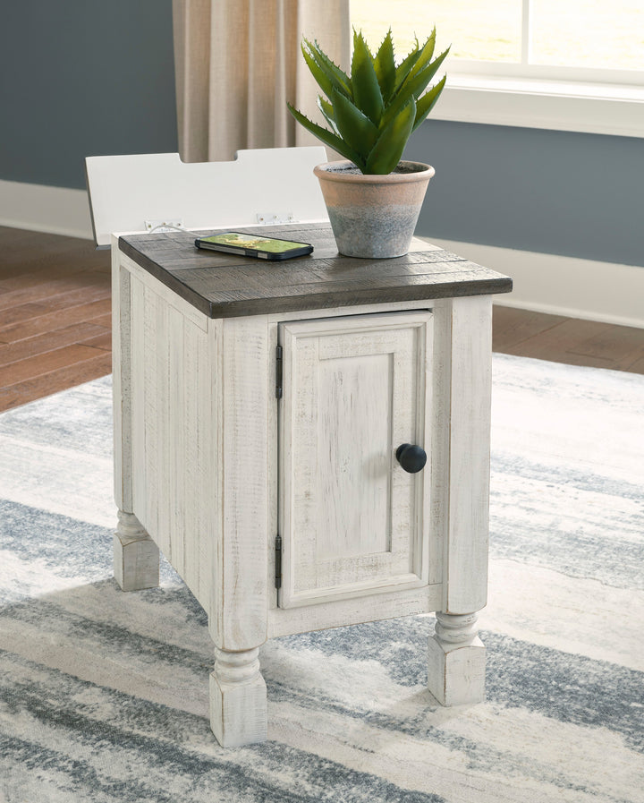 Havalance Chairside End Table (6611197460576)